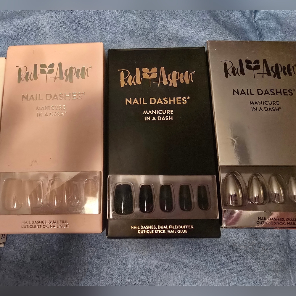 Red Aspen Nail Dashes Set